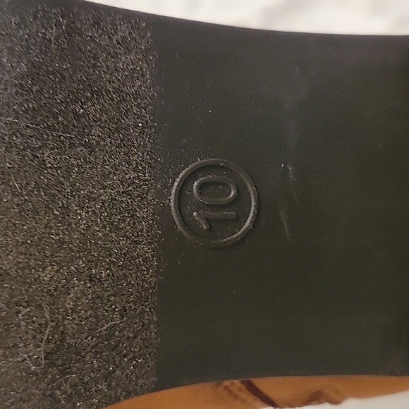 American Eagle Outfitters Brown Heeled Booties, Women's Size 10, EUC! - Picture 9 of 10